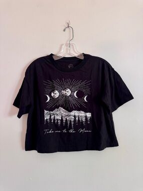 Moon Phase Graphic Crop Tee - Black M Social Culture
